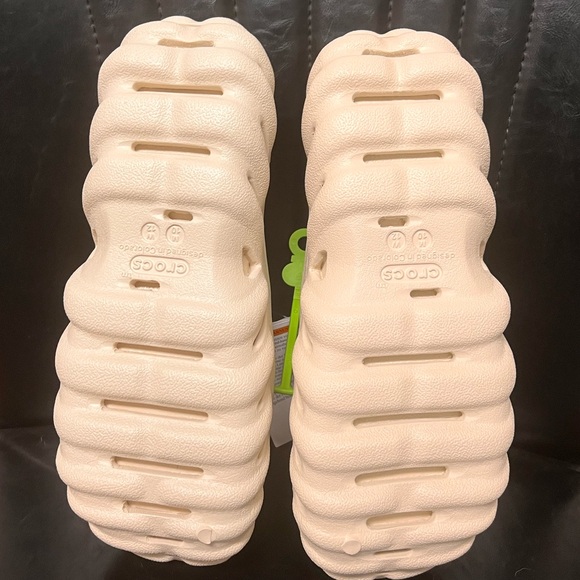 Crocs Echo Slides - Picture 6 of 6